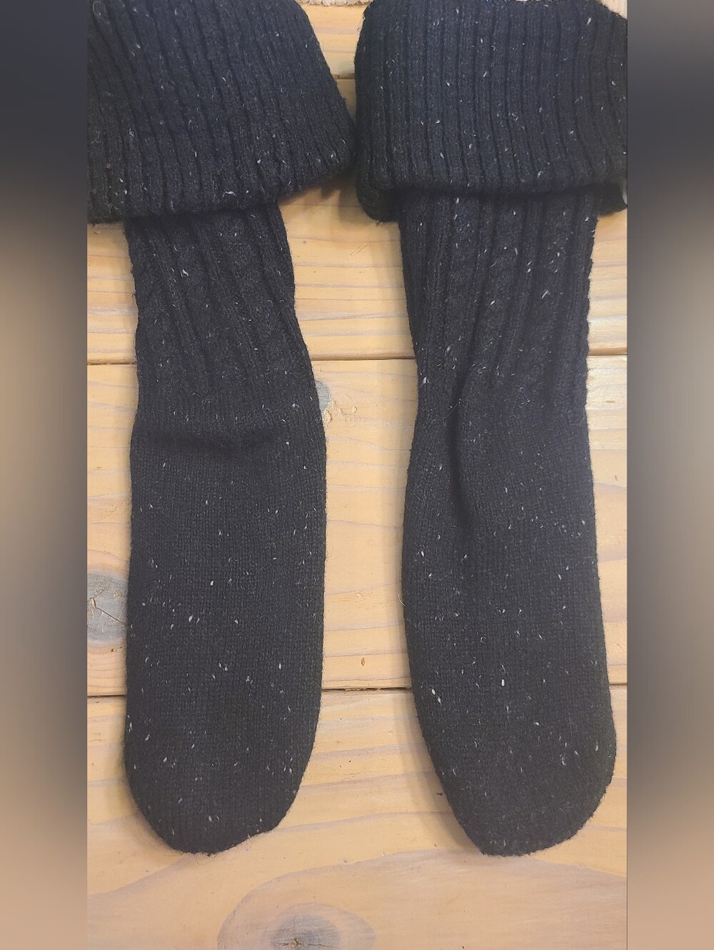 UGG Black Ribbed Socks With Cuff - Picture 4 of 5